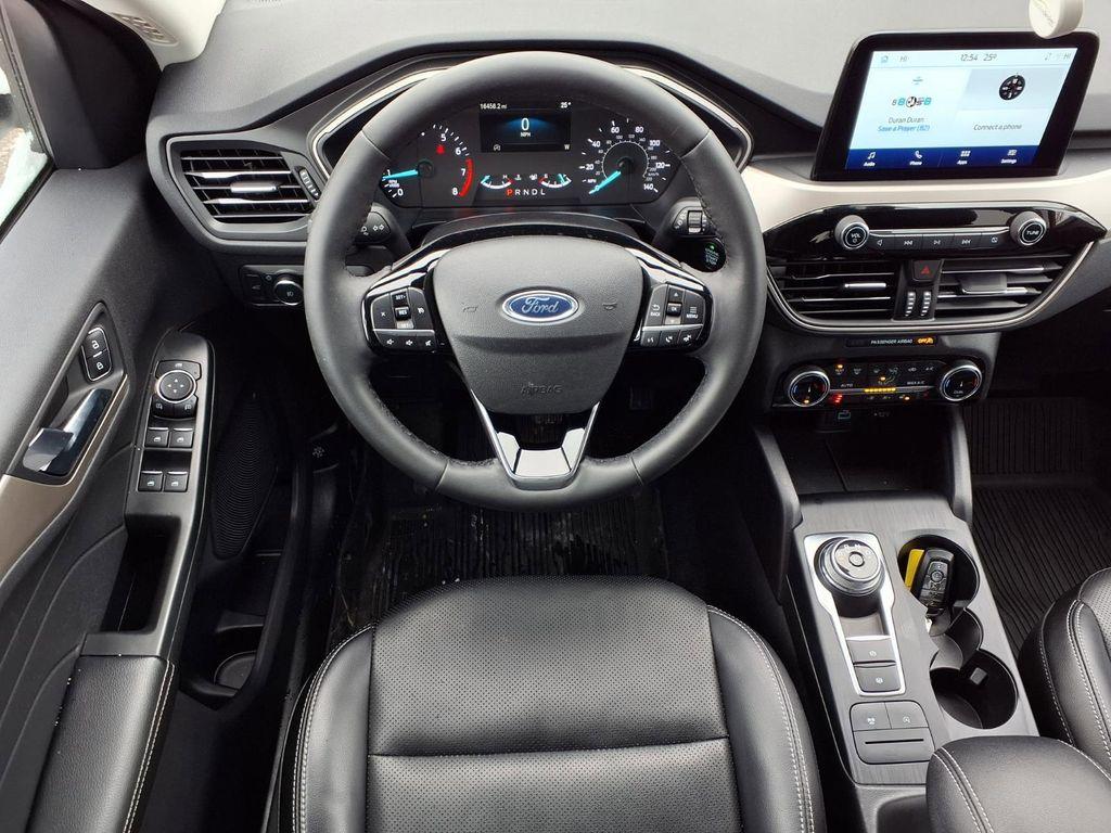 used 2022 Ford Escape car, priced at $22,992