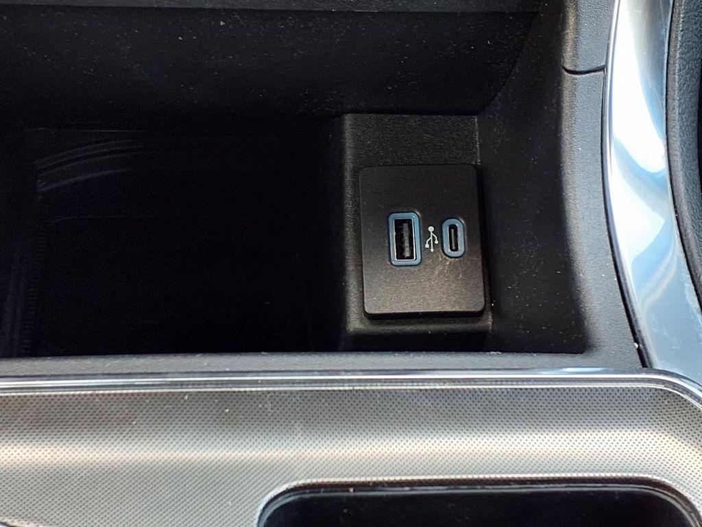 used 2024 Ford Edge car, priced at $34,995