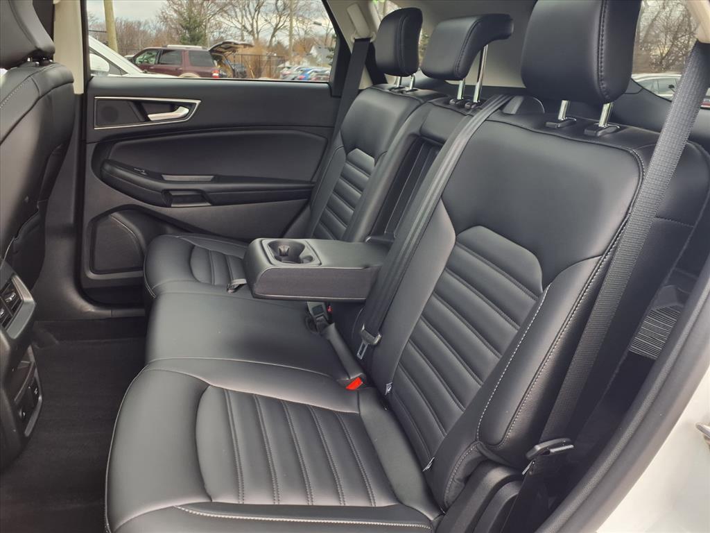 used 2024 Ford Edge car, priced at $28,994