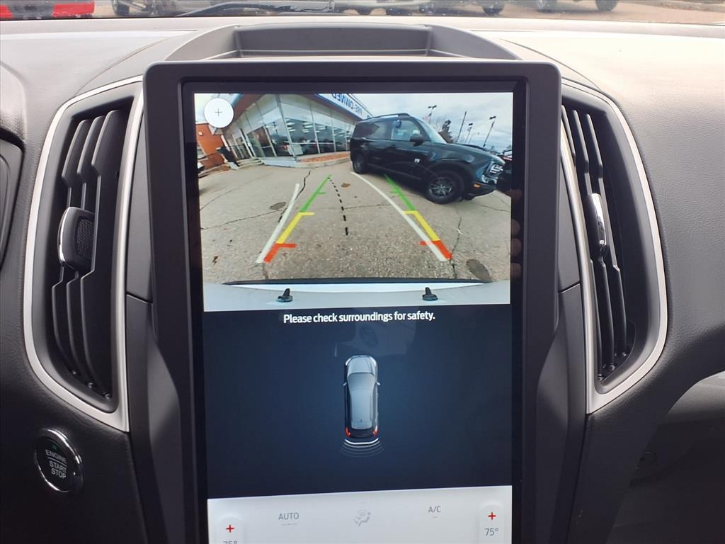 used 2024 Ford Edge car, priced at $28,994