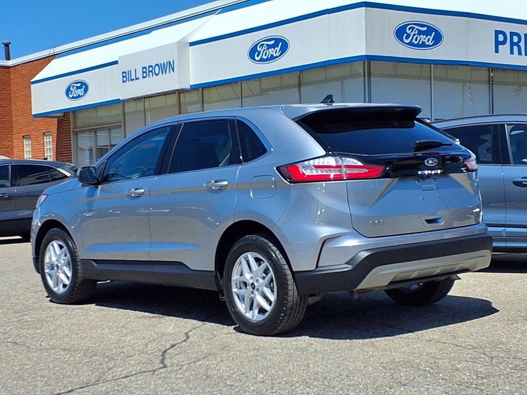 used 2024 Ford Edge car, priced at $31,274