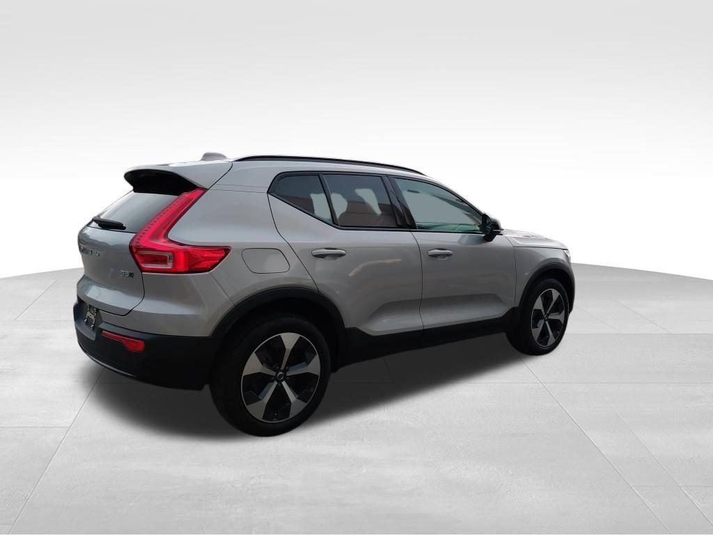 used 2024 Volvo XC40 car, priced at $31,999