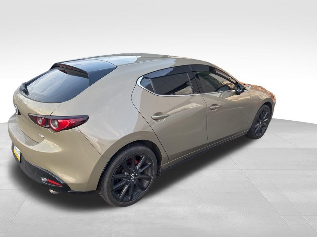 used 2024 Mazda Mazda3 car, priced at $29,137