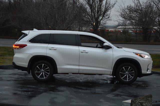 used 2018 Toyota Highlander car, priced at $25,619