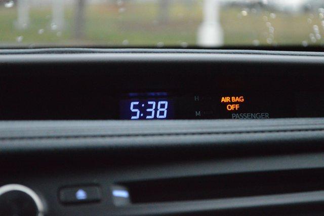 used 2018 Toyota Highlander car, priced at $25,619