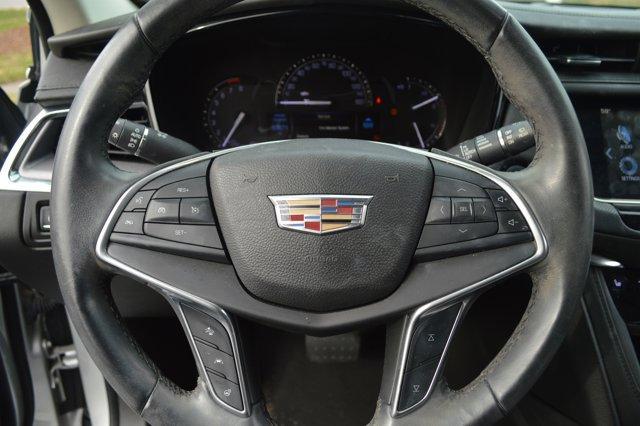 used 2017 Cadillac XT5 car, priced at $17,719