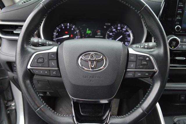 2020 Celestial Silver Metallic Toyota Highlander