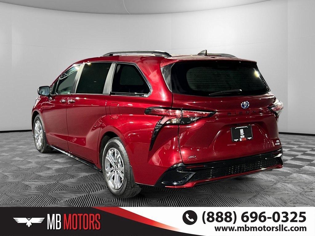 used 2022 Toyota Sienna car, priced at $40,500