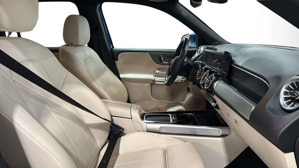 used 2025 Mercedes-Benz GLB 250 car, priced at $36,700