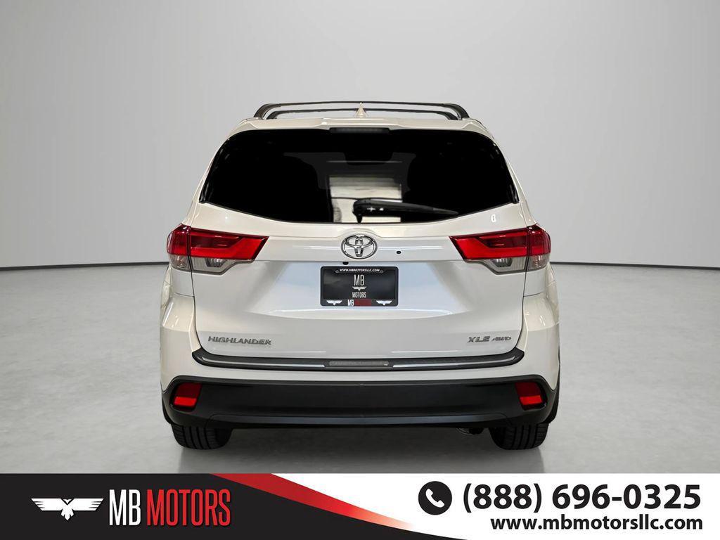 used 2018 Toyota Highlander car, priced at $22,695