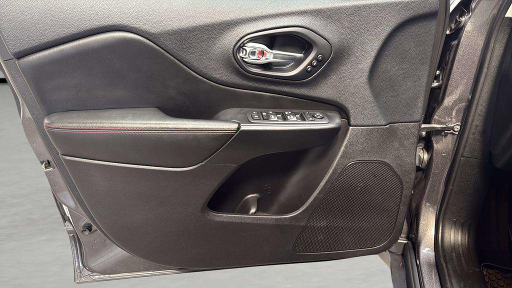 used 2019 Jeep Cherokee car, priced at $22,200