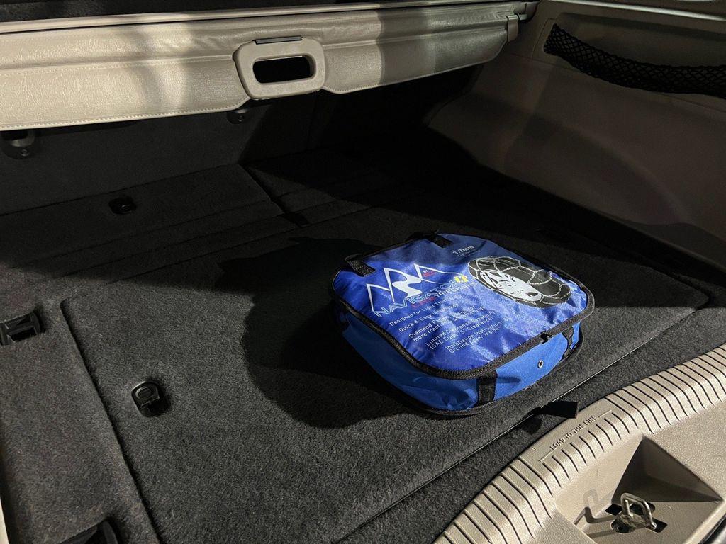 used 2010 Jeep Grand Cherokee car, priced at $8,995