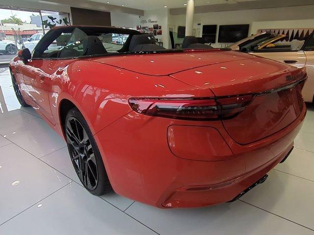 new 2025 Maserati GranCabrio Folgore car