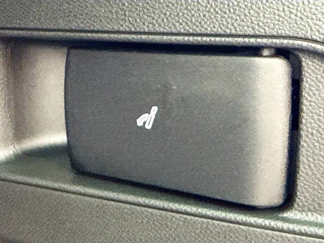 new 2025 Maserati Grecale car, priced at $84,750