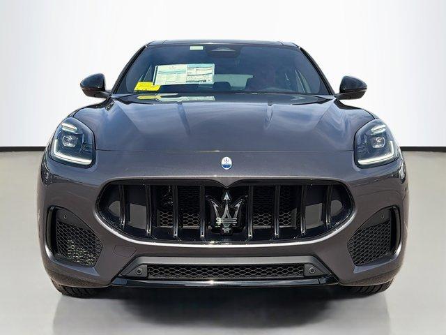 new 2025 Maserati Grecale car