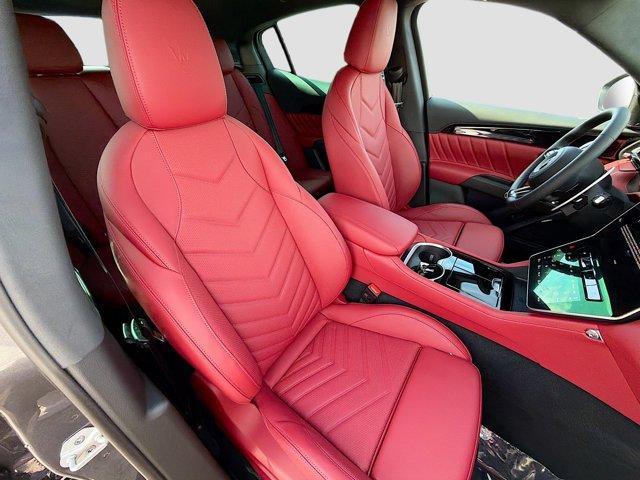 new 2025 Maserati Grecale car