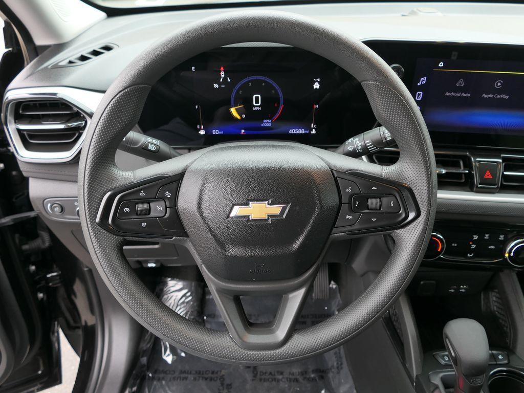used 2025 Chevrolet TrailBlazer car, priced at $20,195