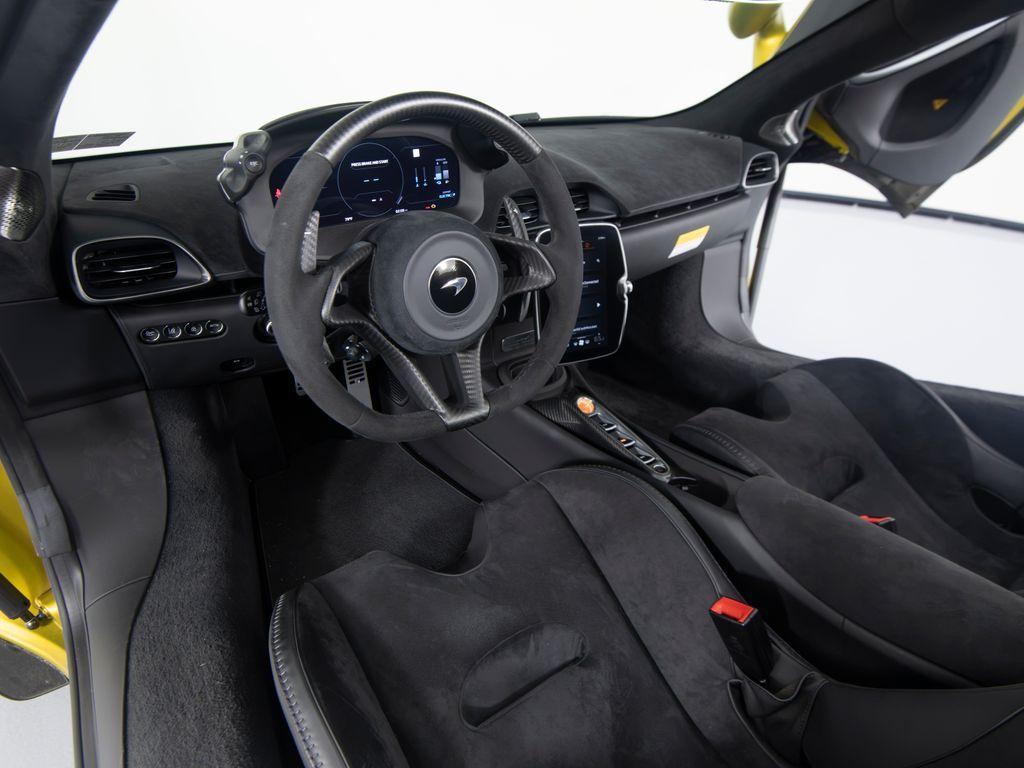 new 2025 McLaren Artura car, priced at $406,983