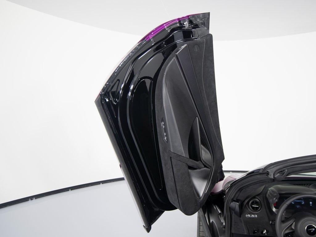 new 2026 McLaren 750S car, priced at $471,350