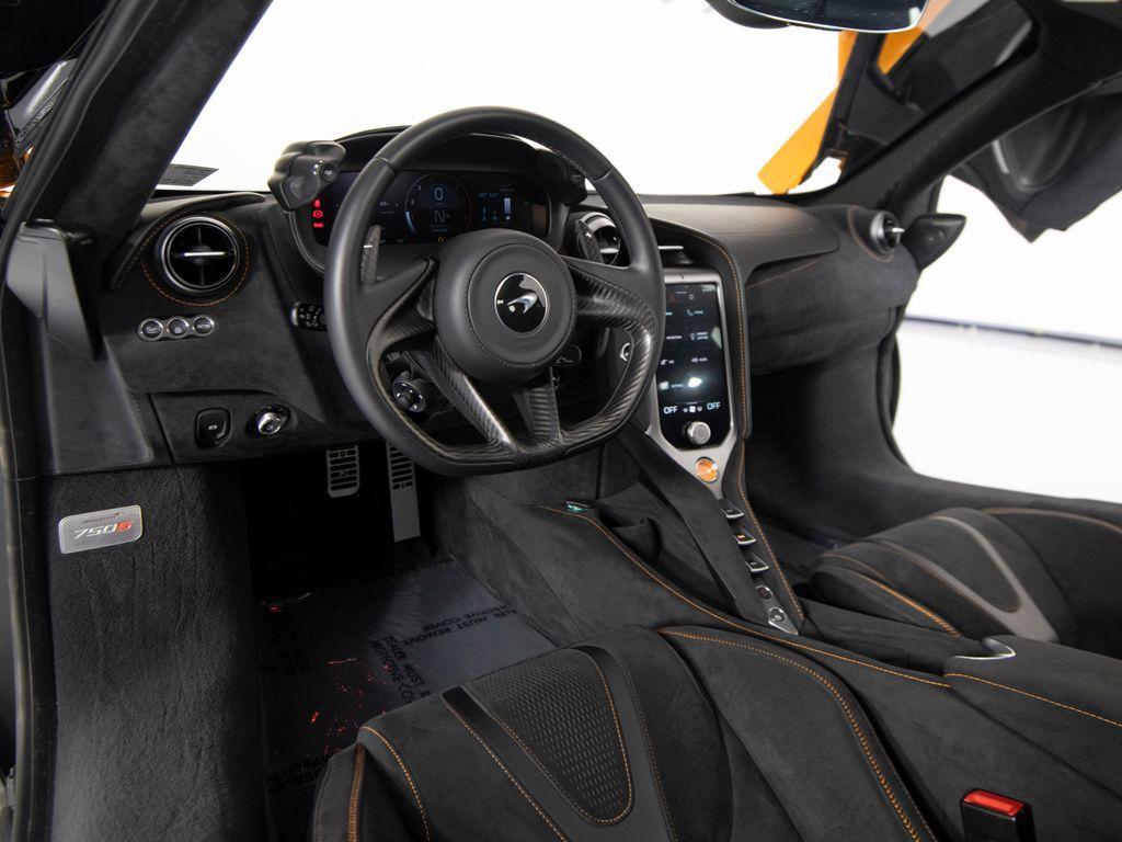 used 2025 McLaren 750S car, priced at $334,996