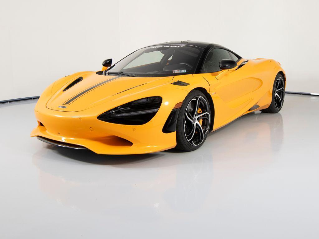 used 2025 McLaren 750S car, priced at $334,996