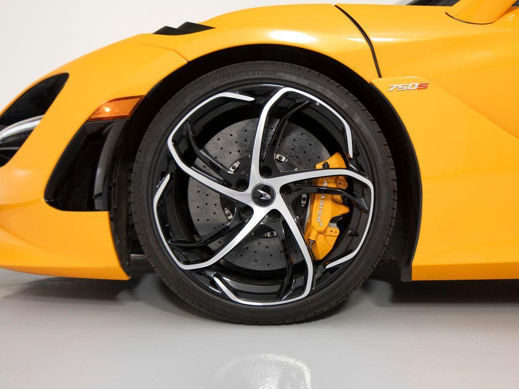 used 2025 McLaren 750S car, priced at $334,996