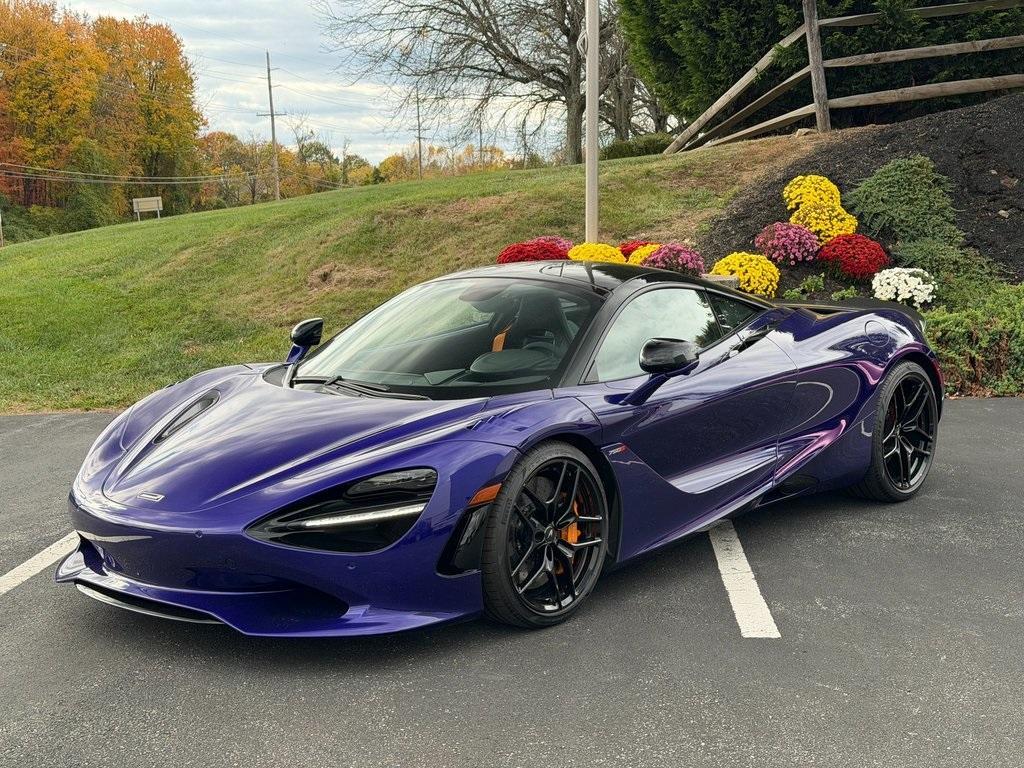 new 2025 McLaren 750S car, priced at $435,230