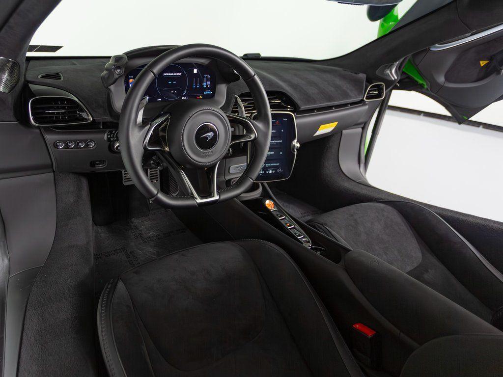 new 2025 McLaren Artura car, priced at $327,950