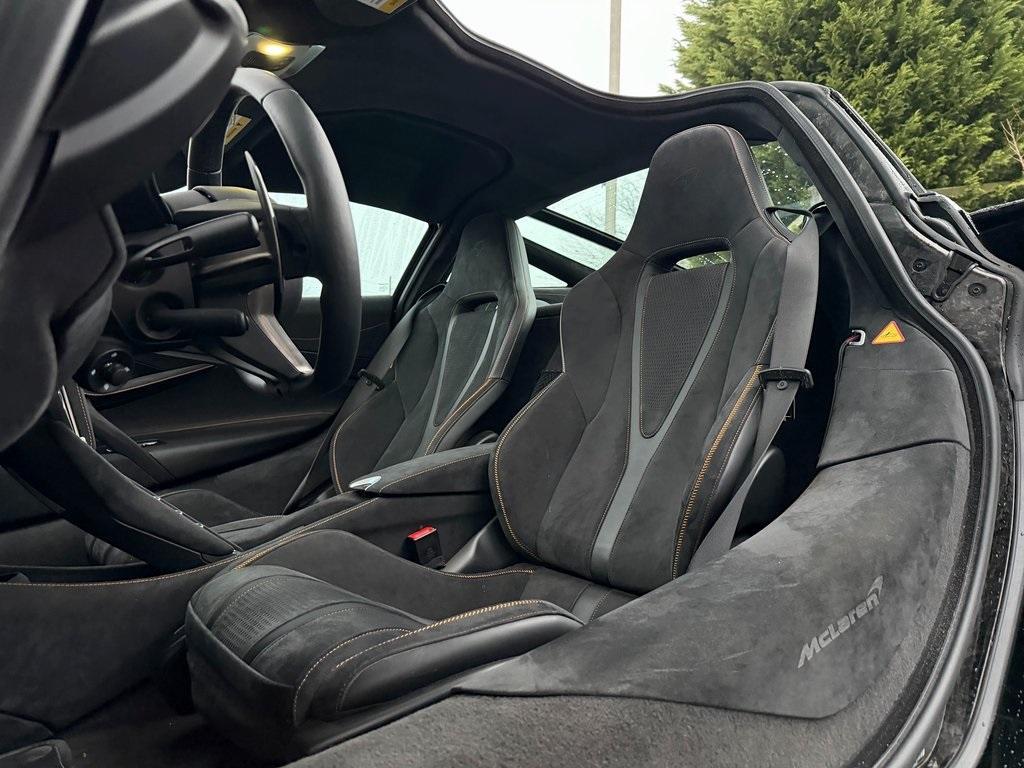 used 2025 McLaren 750S car, priced at $349,995