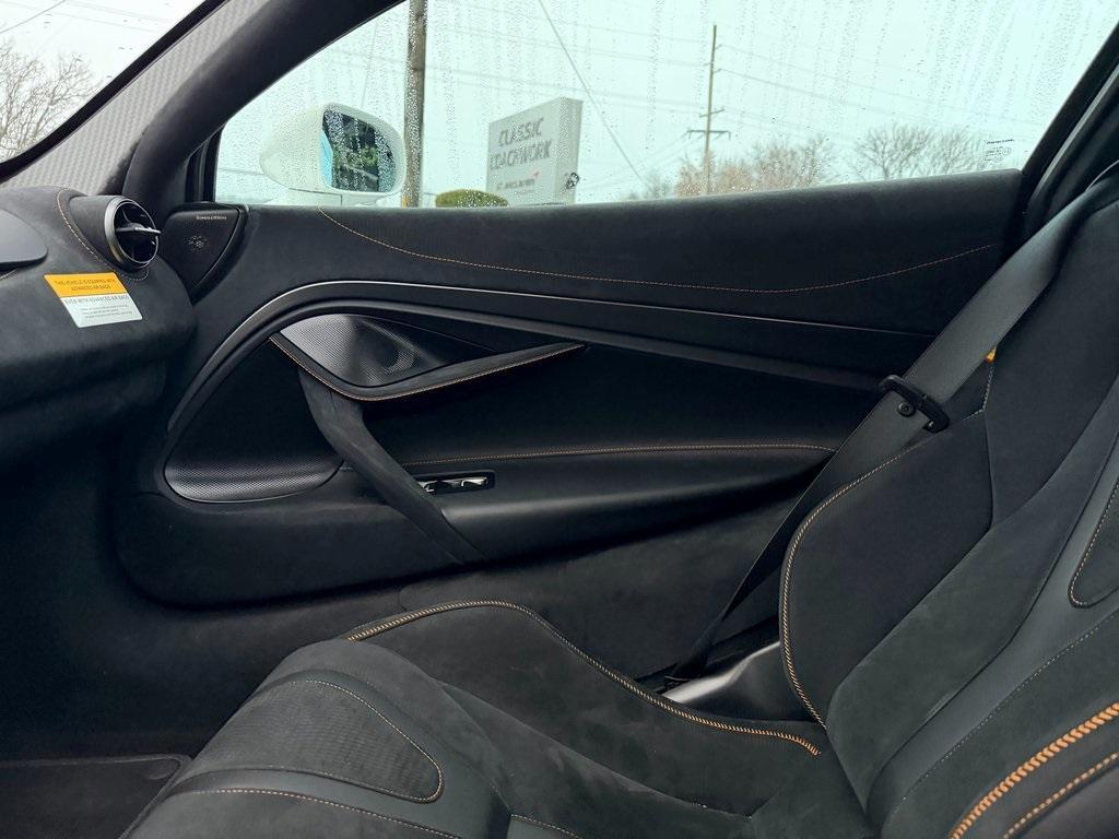 used 2025 McLaren 750S car, priced at $349,995