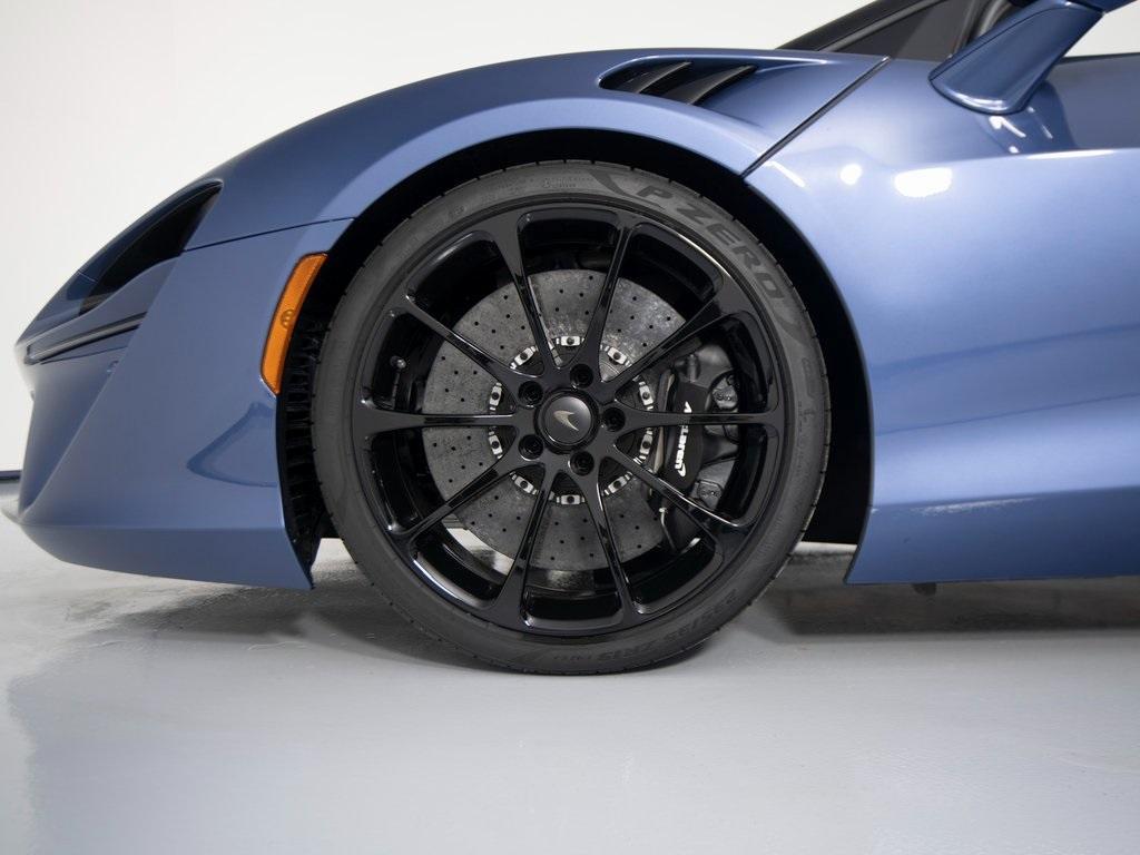 new 2026 McLaren Artura car, priced at $333,400