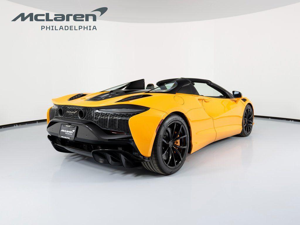 new 2025 McLaren Artura car, priced at $324,748