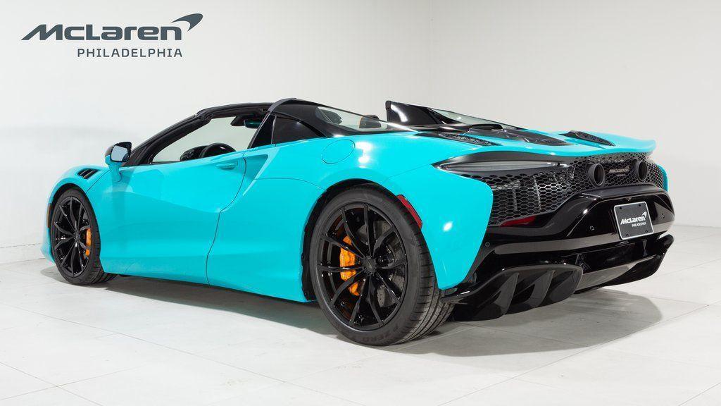 new 2025 McLaren Artura car, priced at $346,440