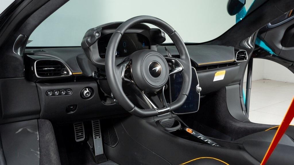 new 2025 McLaren Artura car, priced at $346,440