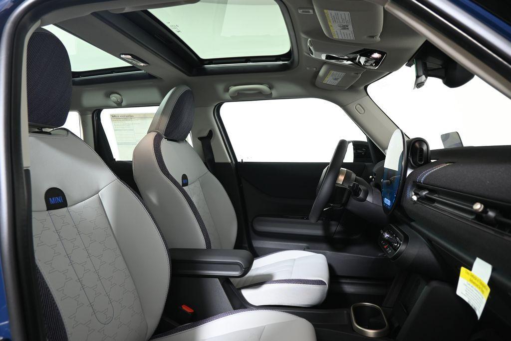 new 2026 MINI Hardtop car, priced at $39,075