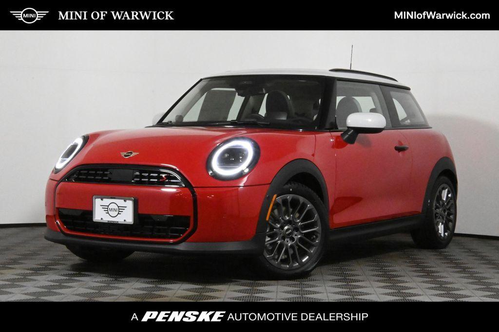 used 2025 MINI Hardtop car, priced at $32,367
