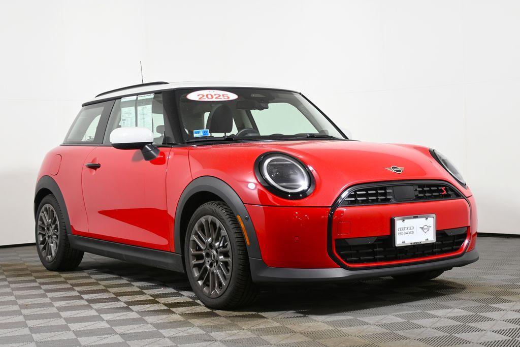 used 2025 MINI Hardtop car, priced at $30,337
