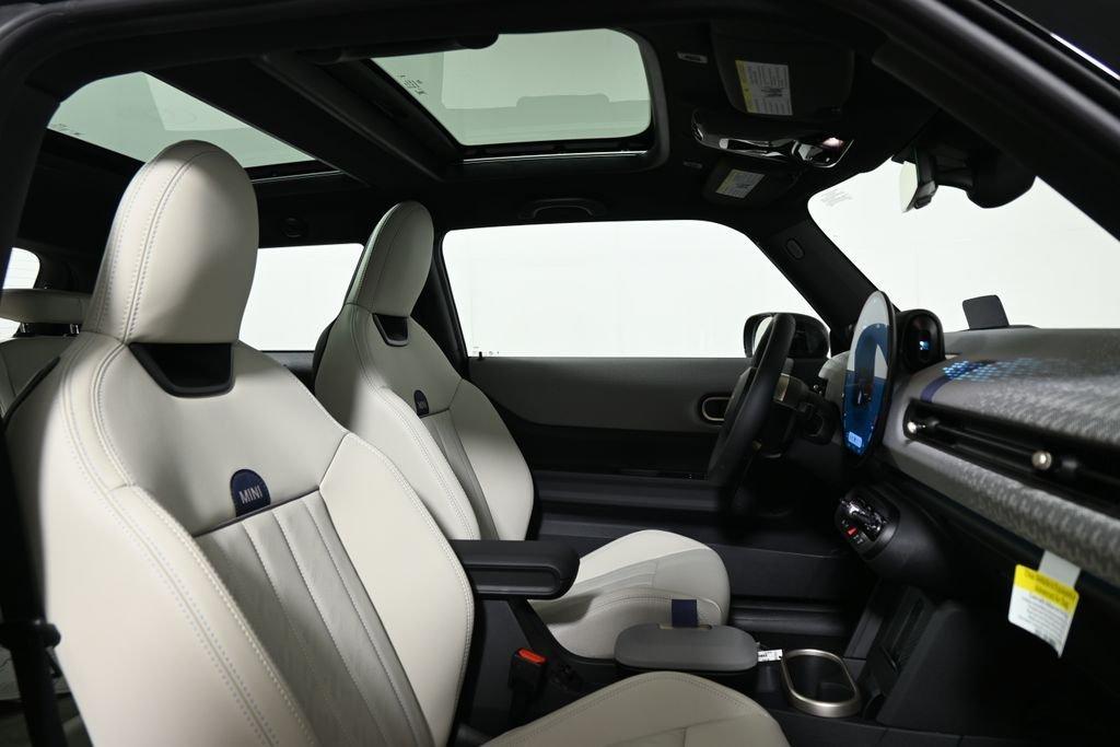 new 2026 MINI Hardtop car, priced at $40,575