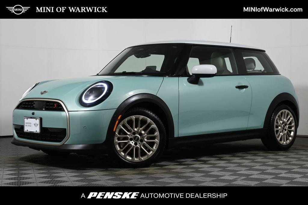used 2025 MINI Hardtop car, priced at $30,995