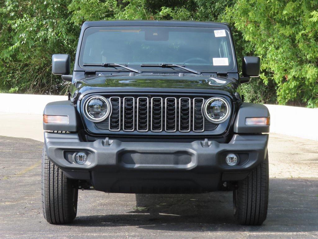 new 2025 Jeep Wrangler car, priced at $46,711