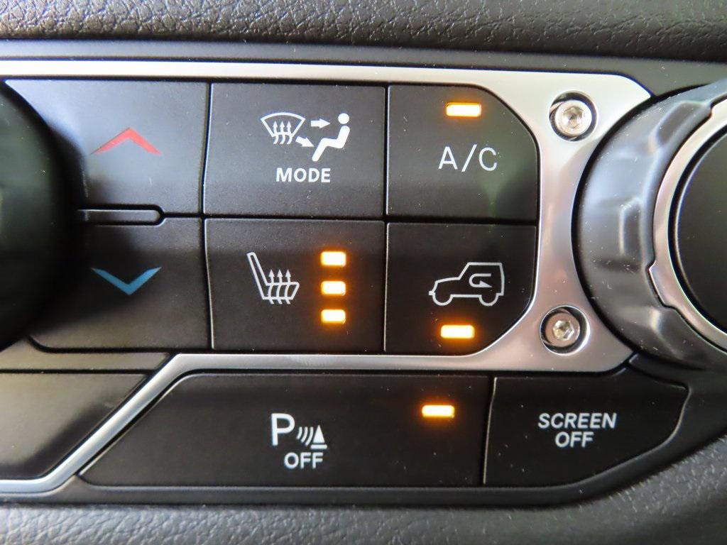 new 2025 Jeep Wrangler car, priced at $46,711