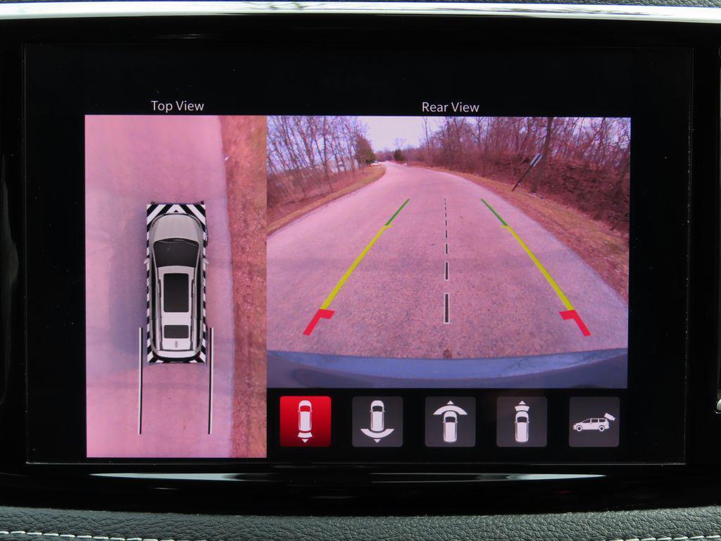 used 2025 Chrysler Pacifica car, priced at $37,916