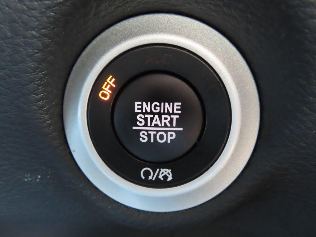 used 2025 Chrysler Pacifica car, priced at $37,916