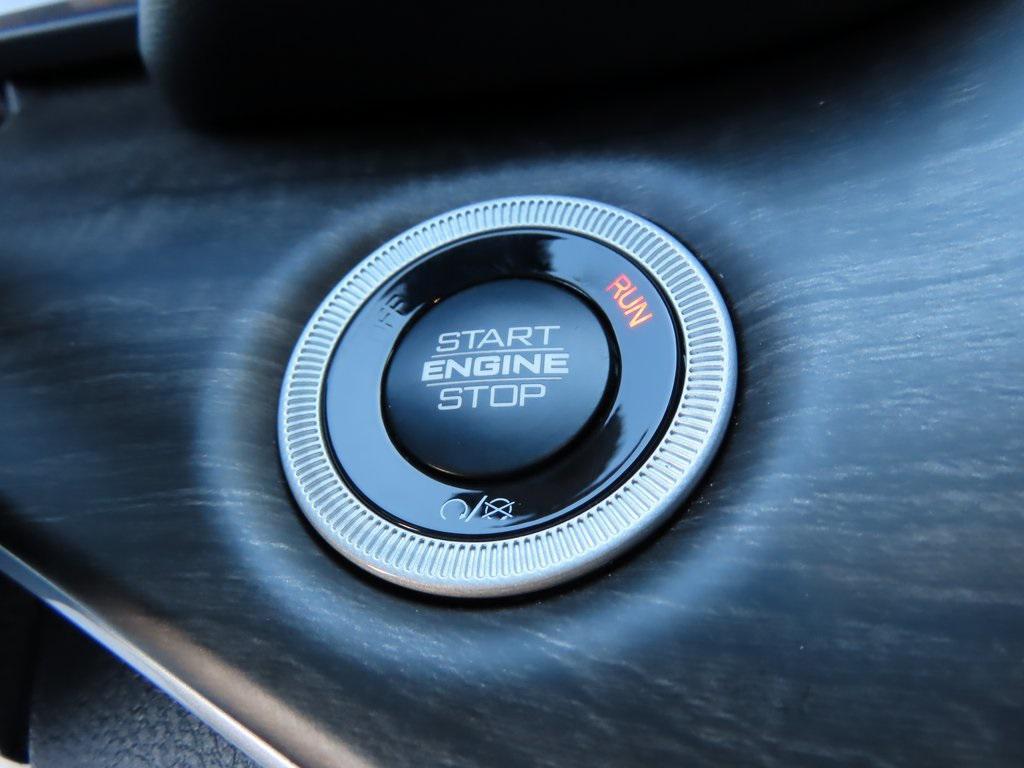 new 2025 Jeep Grand Cherokee L car, priced at $53,151