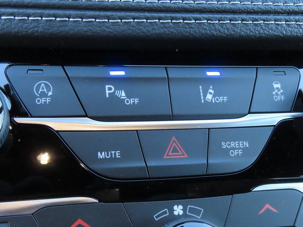 new 2026 Chrysler Pacifica car, priced at $45,016