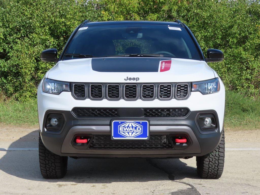 new 2026 Jeep Compass car, priced at $38,424