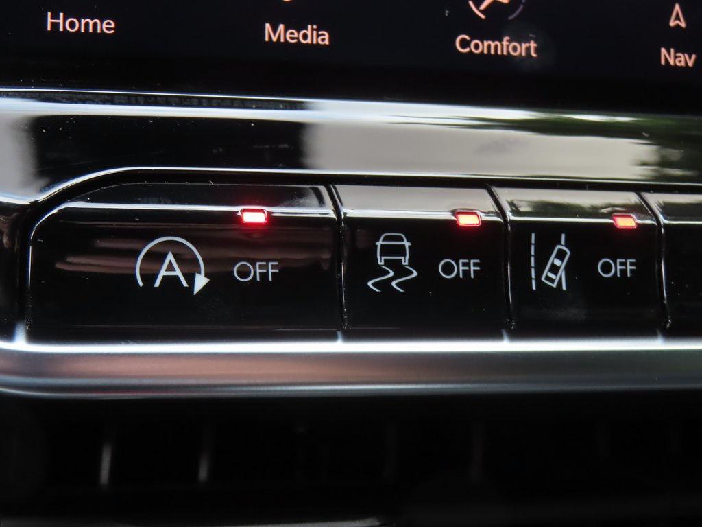 new 2026 Jeep Compass car, priced at $38,424