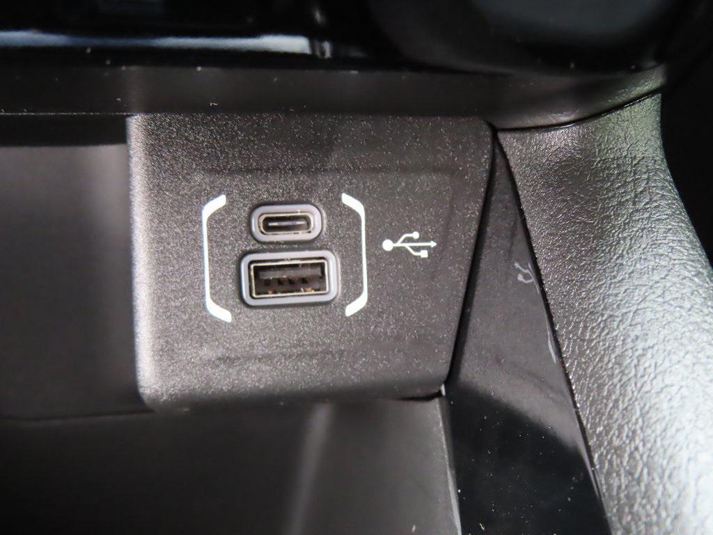 new 2026 Jeep Compass car, priced at $38,424