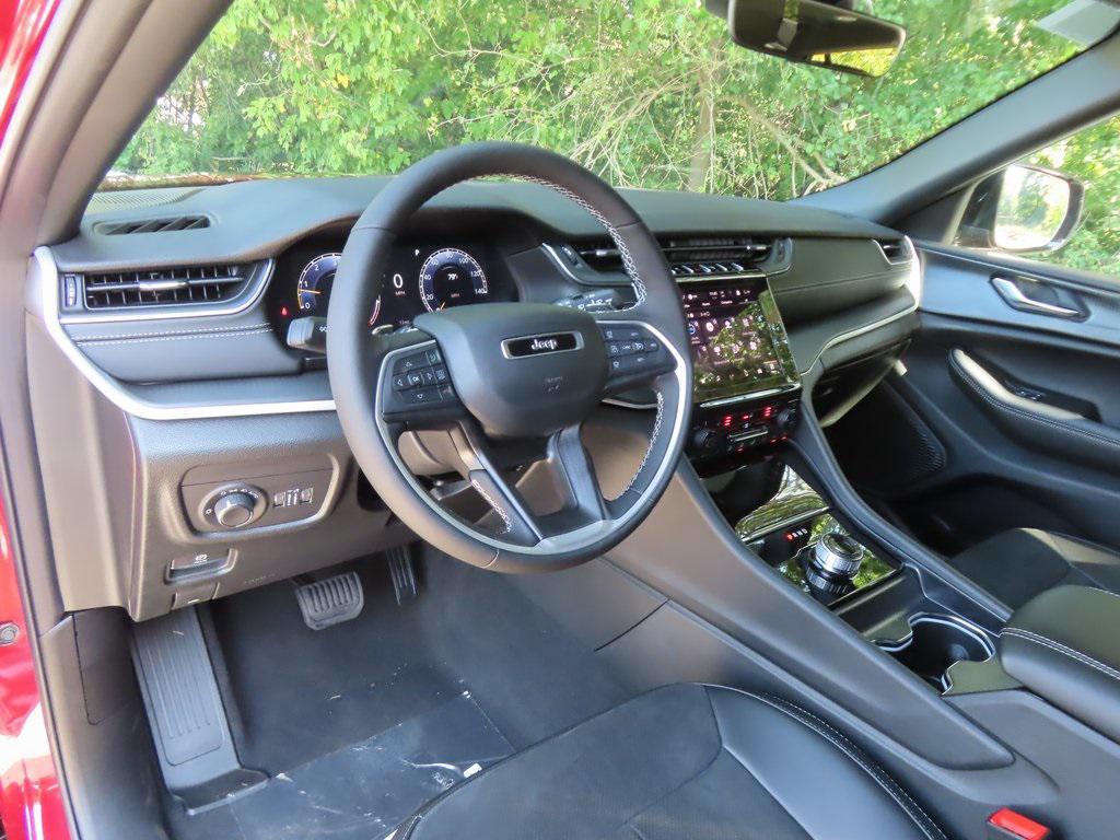 new 2025 Jeep Grand Cherokee L car, priced at $43,243