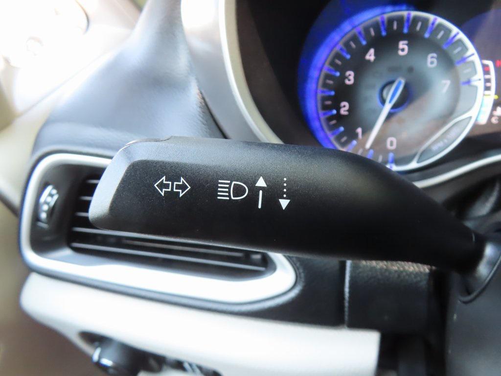 used 2023 Chrysler Pacifica car, priced at $23,697